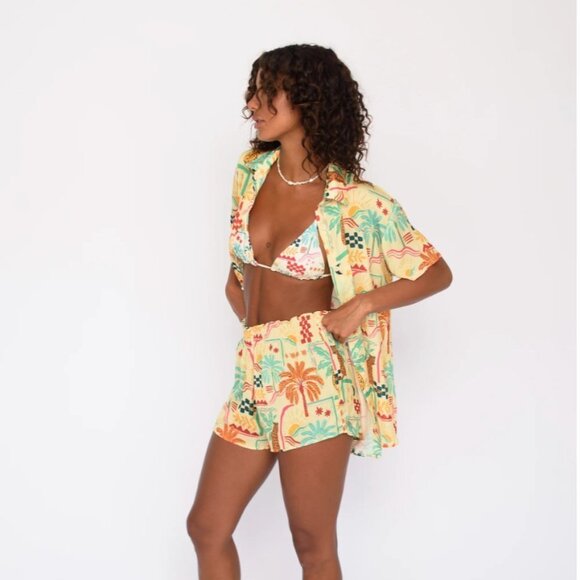 Skatie 'Chase' Button Down in MOZAMBIQUE - Picture 5 of 9